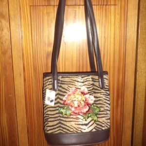 LIZ CLAIBOURNE cute handbag
